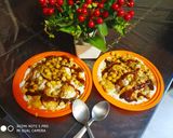 A picture of step 4 of Dahi bhalla chana chat.