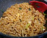 Foto langkah ke 3 dari resep Mie ikan laut pedas.