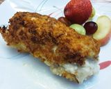 A picture of step 5 of Chicken Cordon Bleu.