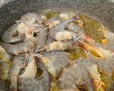 Foto langkah ke 4 dari resep Udang Saus Mentega.