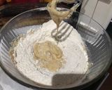 Foto langkah ke 3 dari resep Soft Baked Chocolate Chip Cookies.