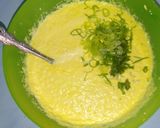 Foto langkah ke 3 dari resep Perkedel Jagung Daun Bawang.