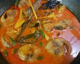 Foto langkah ke 5 dari resep Ikan Tongkol Asam Padeh.