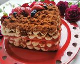 Pas rețetă Tort rapid cu cremă de mascarpone și căpșuni 2 fotografie