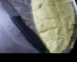 A picture of step 7 of Perad Pies (Guava Cheese Pies).