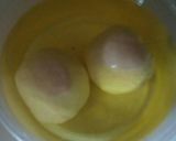 Foto langkah ke 2 dari resep Martabak Telur homemade sak kulit kulit nya.