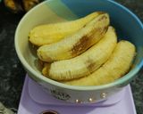Foto langkah ke 1 dari resep Bolu Pisang Kismis.