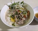 Hình bước làm 2 của món Bún bò cà chua thơm