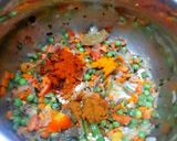 A picture of step 4 of Quinoa pulao.