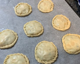 Foto del paso 5 de la receta: Empanadillas de calabacín y quesos