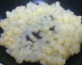 Foto del paso 2 de la receta: Tortilla española, desayuno de campeones 💪