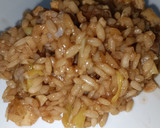 Foto del paso 6 de la receta: Arroz con salchichas y tortilla