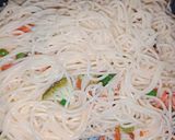 A picture of step 4 of Stir Fry Spaghetti.