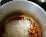 صورة لخطوة 2 من وصفة رز بالخضر