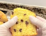A picture of step 12 of Orange Cake with Chocolate Chips.