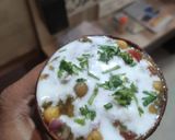 A picture of step 4 of Banarasi kulhad chat.