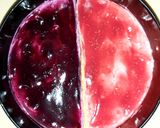 A picture of step 10 of Double berry cheesecake (raspberry+blueberry).