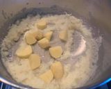 Une image de l'étape 2 de Soupe potimarron et pommes de terre.