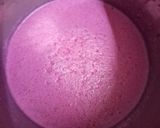 A picture of step 2 of Dragon Fruit Shake.
