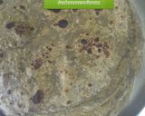 A picture of step 5 of Leftover Palak Paneer Paratha.