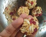 Murmura tuti futi laddu recipe step 5 photo