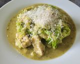 A picture of step 6 of Creamy Pesto chicken zoodles.