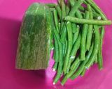 Foto langkah ke 1 dari resep Sayur Asam Kacang & Timun.