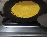 A picture of step 4 of Besan Chilla.