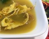 Foto del paso 4 de la receta: Sopa de arracacha y tortilla
