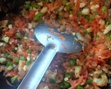 मिक्स वेज चीज़ी पराठा पिज़्ज़ा स्टाइल (mix veg cheese paratha recipe in Hindi) रेसिपी चरण 2 फोटो