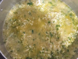 Camarones al ajillo con salsa de coco y arroz con verduras