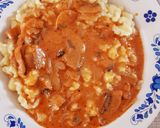 Tejfölös gombapaprikás🧅🧄🍄🌶 nokedlivel recept fázis 4 fotója