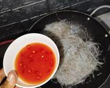 Hình bước làm 3 của món Miến xào thập cẩm