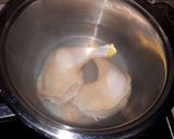 Csirkehúslevesen át a sült csirkéig recept fázis 1 fotója