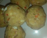 A picture of step 4 of Yam balls.