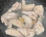 Foto langkah ke 1 dari resep Tumis Ayam Kecap Inggris Pedas.