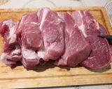 Une image de l'étape 1 de Échine de porc Marengo.