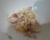 A picture of step 1 of Crispy Fried Mussels (Hoy Tod).
