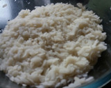 A picture of step 3 of Kanda poha.