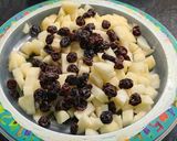 Foto del paso 1 de la receta: Budín de yogur, peras y pasas súper húmedo