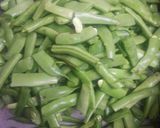 A picture of step 3 of Pole Beans with New Potatoes.