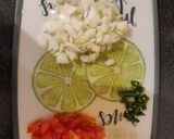 A picture of step 1 of Egg burgi.