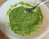 Foto del paso 3 de la receta: Tostadas con palta y champiñones