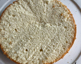 Foto del paso 2 de la receta: Torta de cumpleaños con bizcochuelo exquisita en Essen