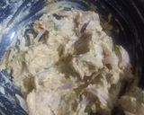 A picture of step 3 of Onion pakoda.