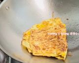 減醣蛋餅 (豆皮蛋餅)「豆皮取代蛋餅皮，熱量少一點」的食譜步驟7照片