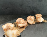 Foto del paso 15 de la receta: Calamares rellenos con langostinos Sabor Cookpad