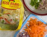 Foto langkah ke 1 dari resep Bihun Goreng.
