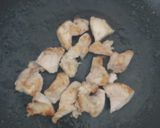 Foto langkah ke 2 dari resep Tumis ayam kubis.