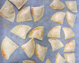 Foto del paso 4 de la receta: Mini empanadillas de paté de pato
